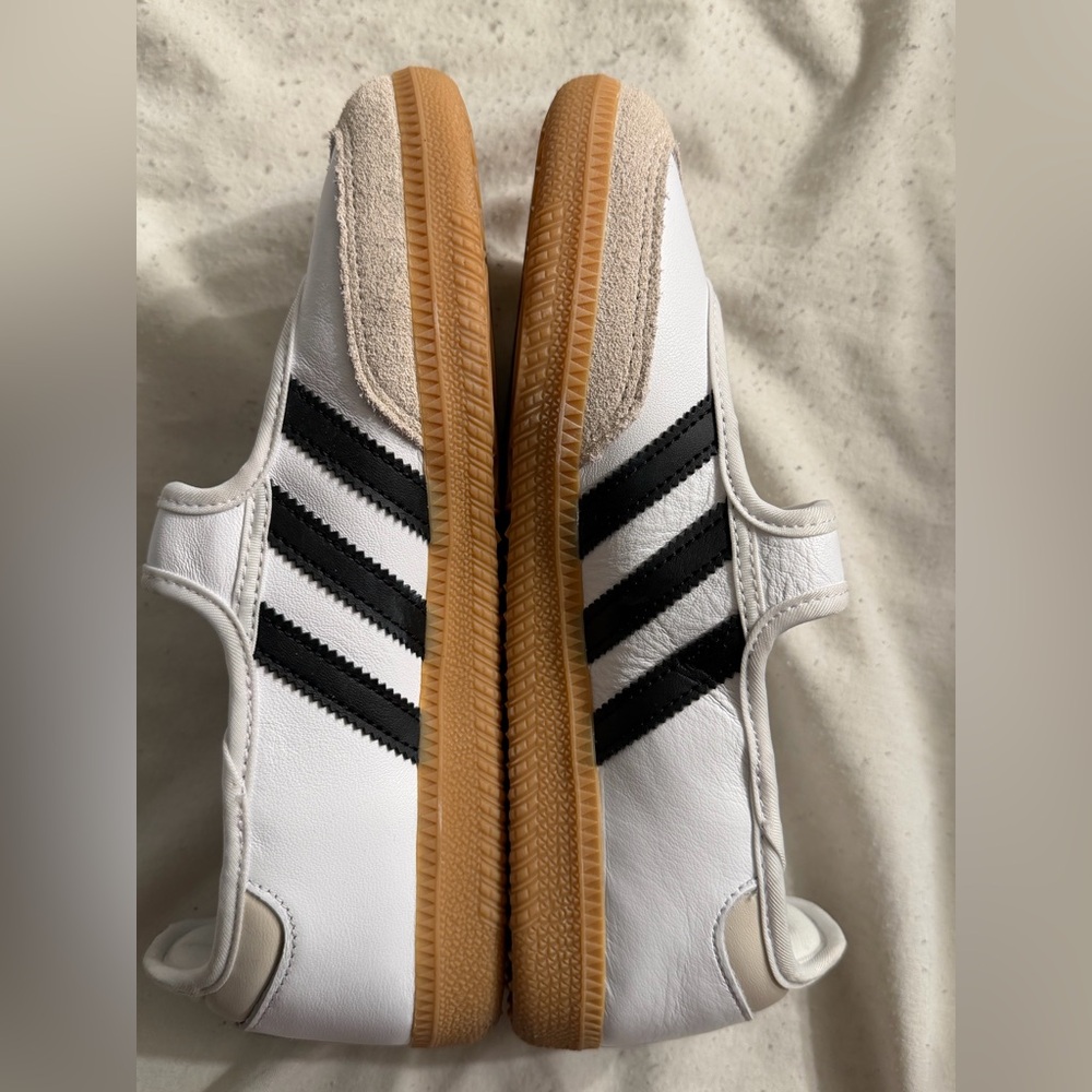 Adidas Samba Jane sneakers size 7 Women’s NWOT